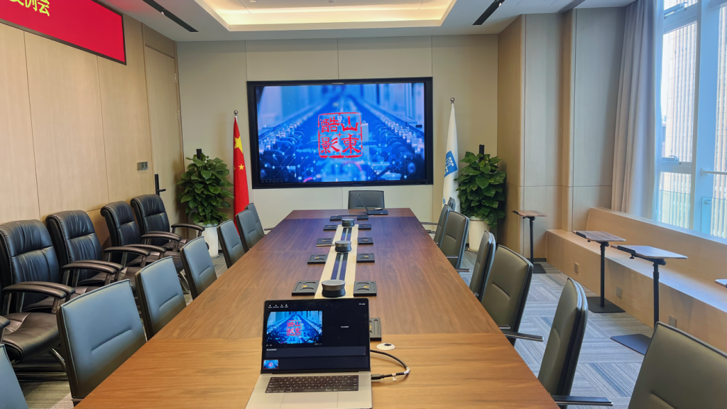 中建八局國企總部基地智能會議室插圖4